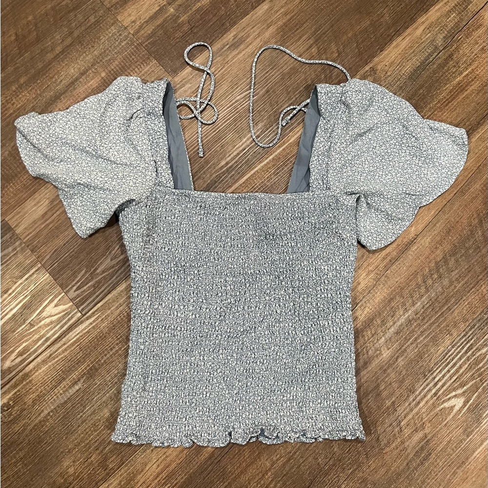 Abercrombie & Fitch Square Neck Puff Sleeve Blouse in Blue and White